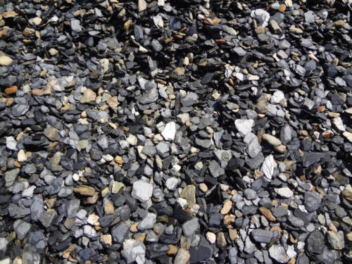 3 Inch Minus Black Slate Chips